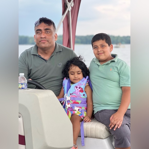 Hi, My name is Medha Jha aka @sweetmedhu.This is all about me and my family. - Picture 8 of 12